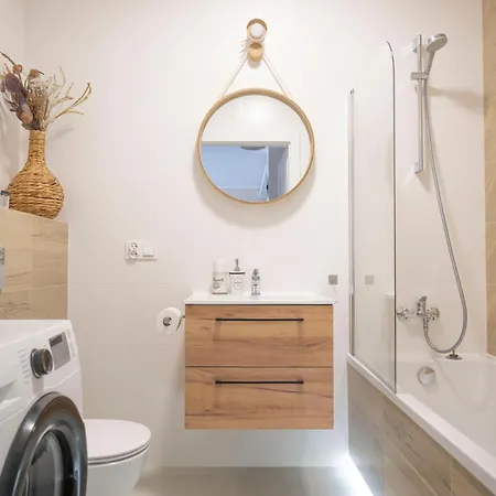 Apartamenty Deluxe Apartment *